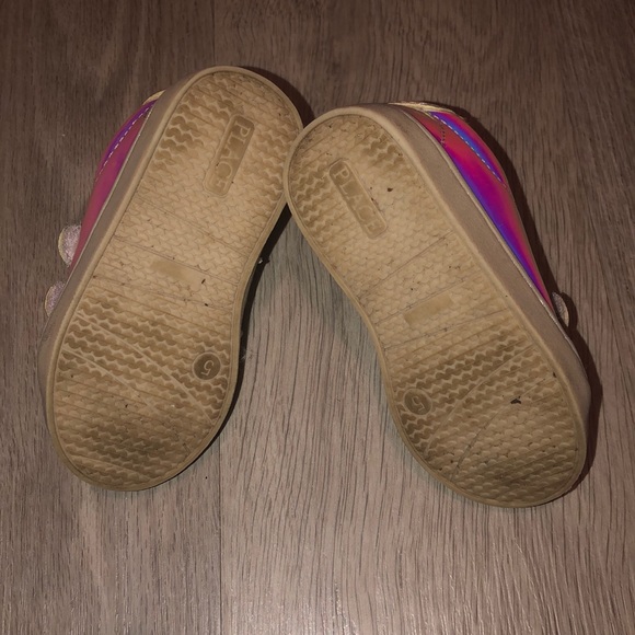 Holographic Toddler Girl sneakers, size 5 - Picture 4 of 5